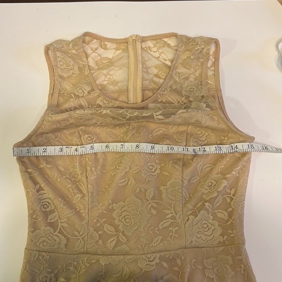 Dressy Star Sleeveless Lace Floral Print A Line Dress Tan Size Small - Picture 13 of 15